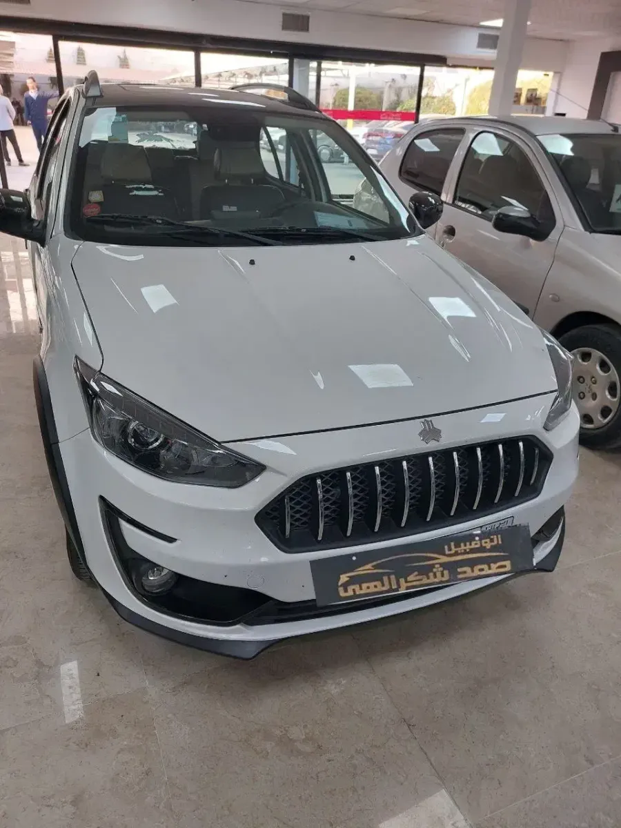 اطلس با سانروف ،مدل 1403،کارکرد 7000