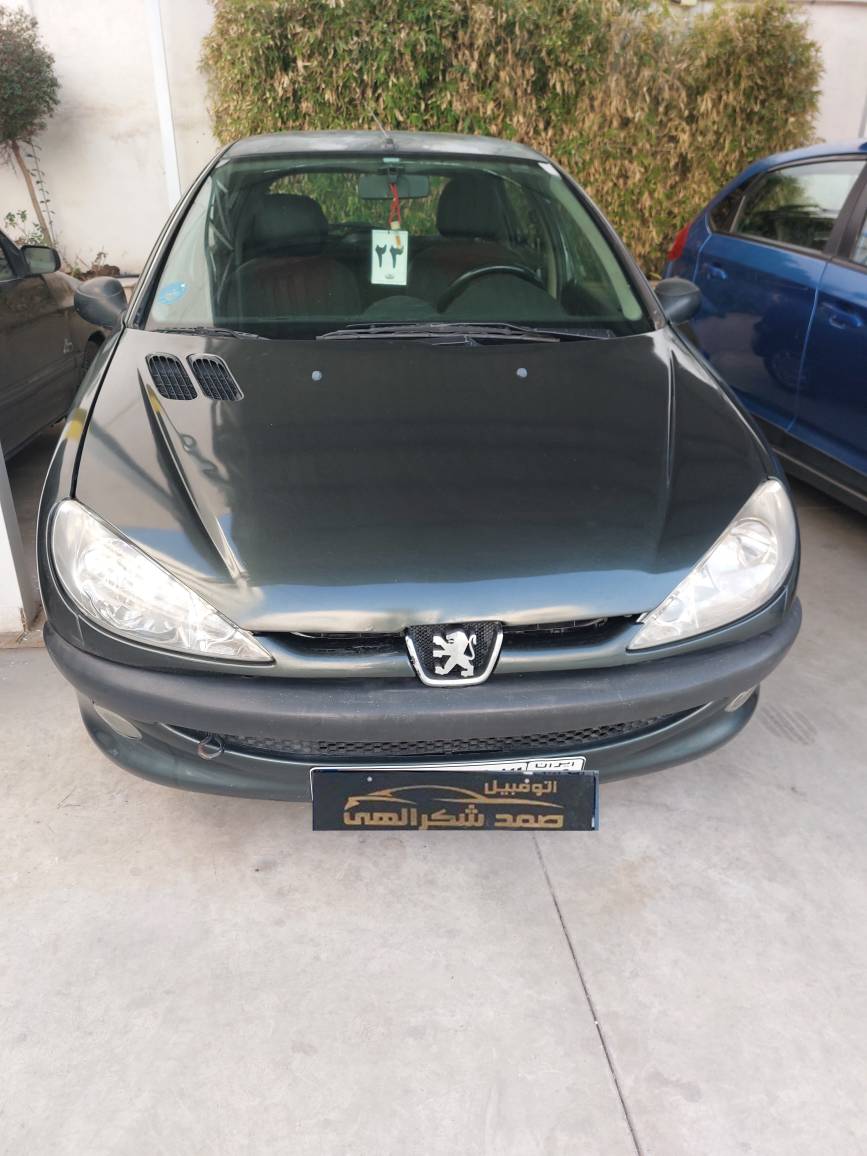 206 تیپ 2 مدل 82 کارکرد 597