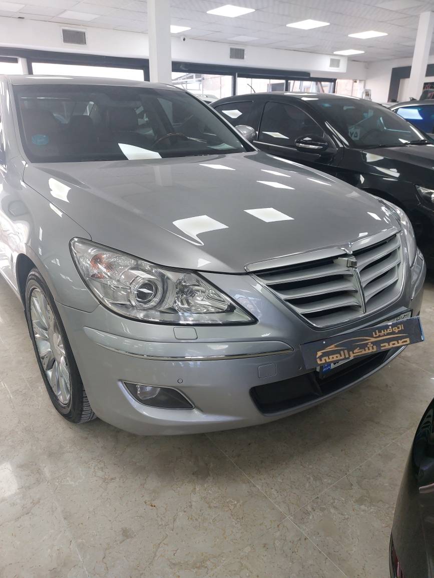 هیوندا جنسیس مدل 2011 کارکرد 240