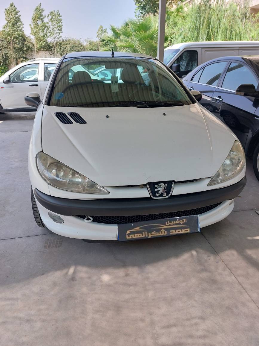 206تیپ2 مدل89 کارکرد322هزار